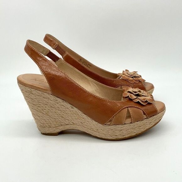 Naya ‘Coretta’ Wedge  - Picture 3 of 10